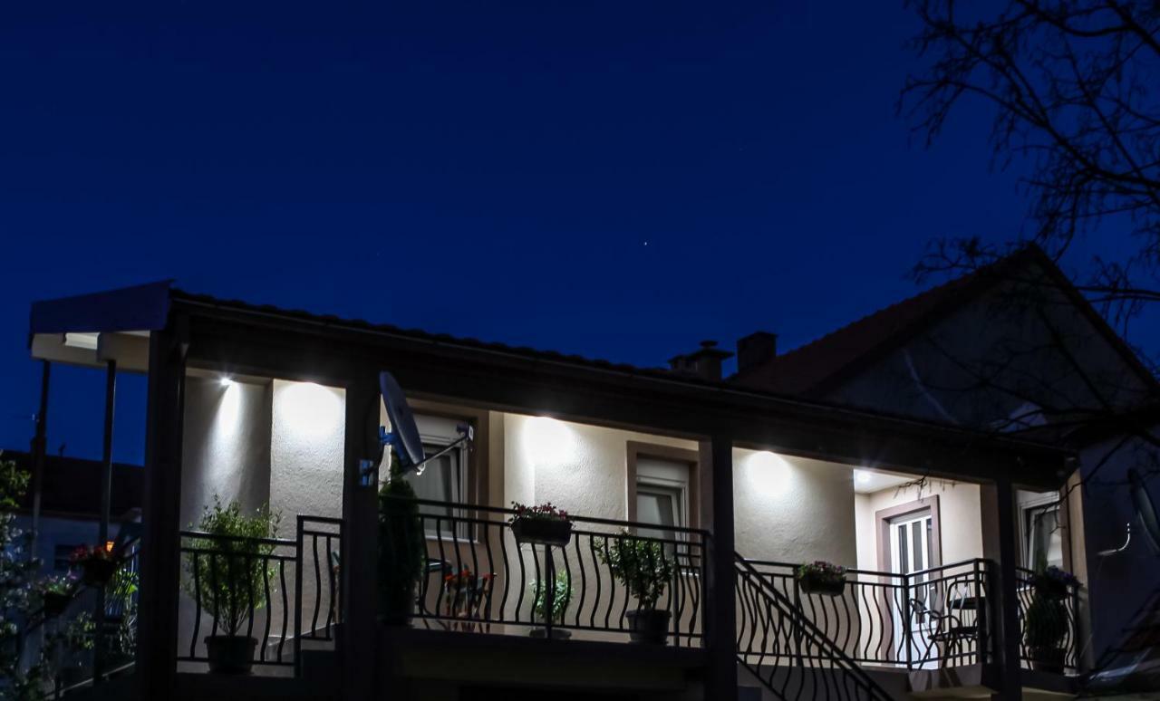 Studio Kaca Cetinje Exterior foto